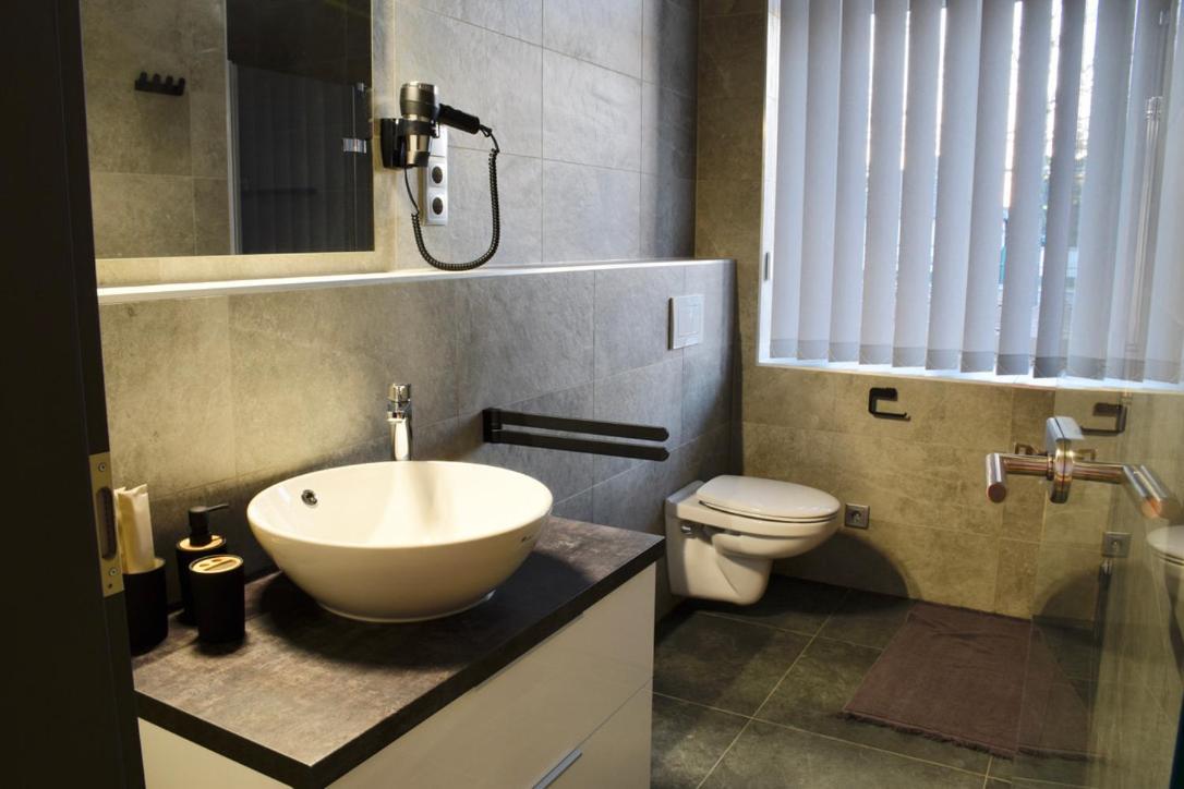 Bogathy Kuria Business Apartment *